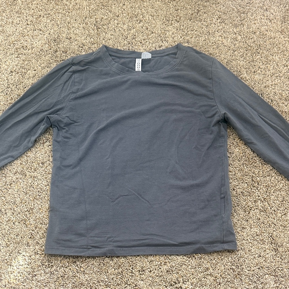 H&M Women’s Plain Gray Long Sleeve Shirt Size M
